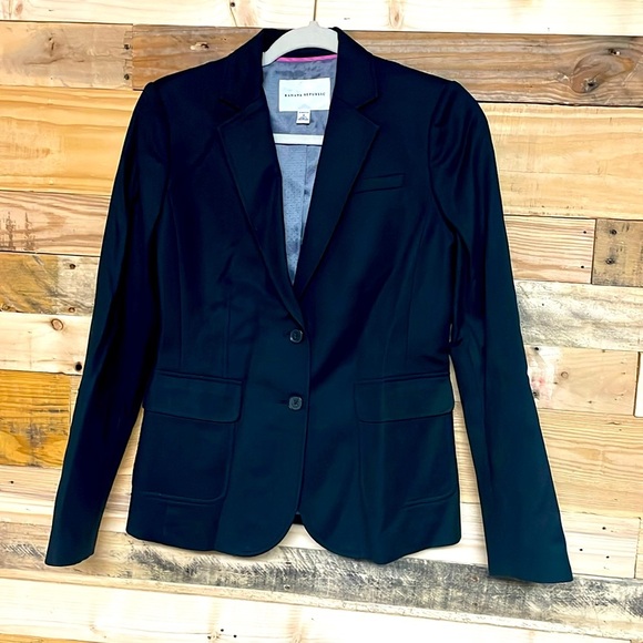 Banana Republic size 4 stretch black double button closure blazer with pockets - Picture 1 of 11